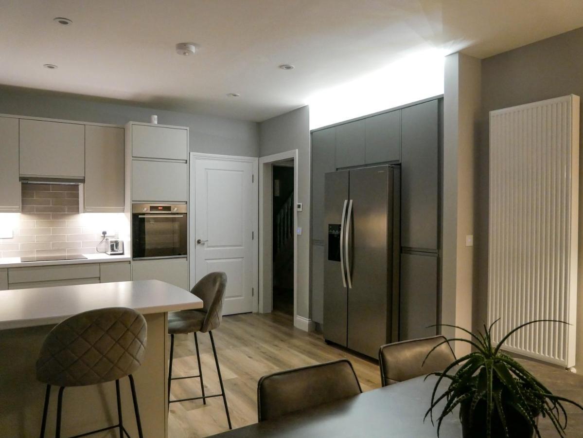 Entire Modern Home With Seaview And Parking Wicklow Exterior photo